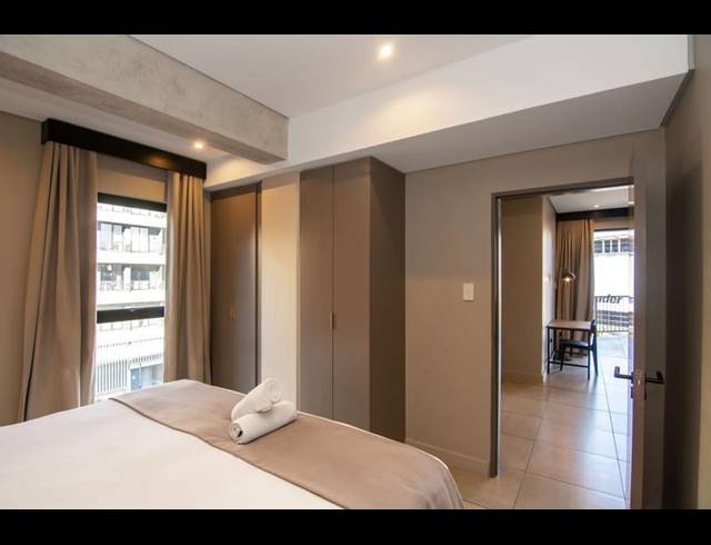 1 BEDROOM APARTMENT FOR SALE IN SANDOWN